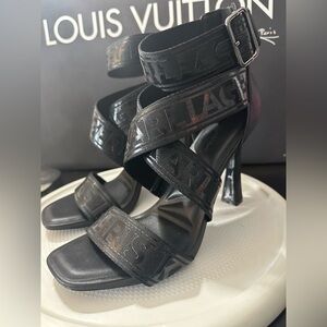 🆕Karl Lagerfeld Strap CARELIZ Heels